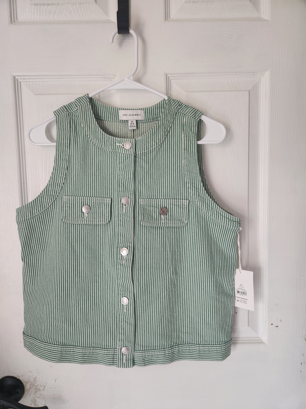 Free Assembly Women's Size Xs Button Front Sleeveless Denim Top